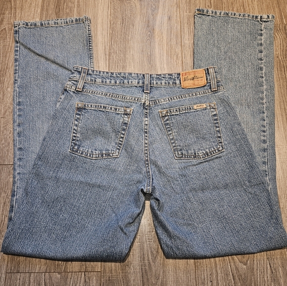 Levi Strauss stretch midrise bootcut jeans size 6 medium - Picture 3 of 9
